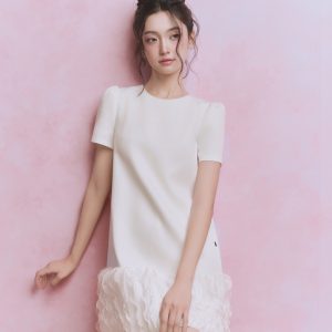 Đầm cổ tròn dáng suông chân phối tơ